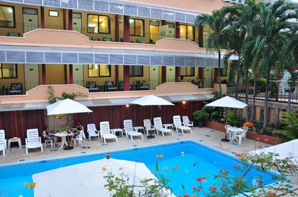 Swan Hotel Bangkok Exterior foto